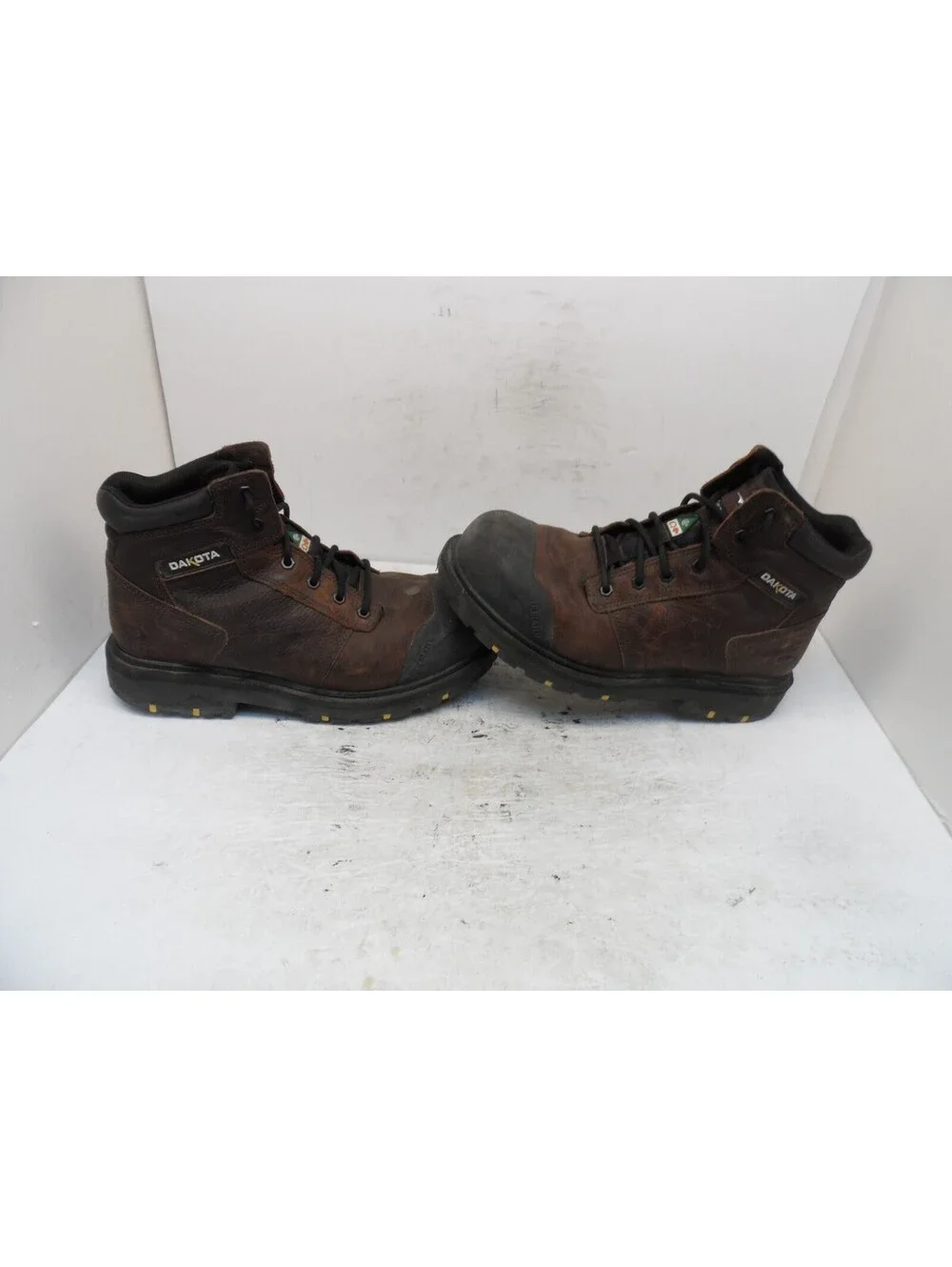 Dakota used boots